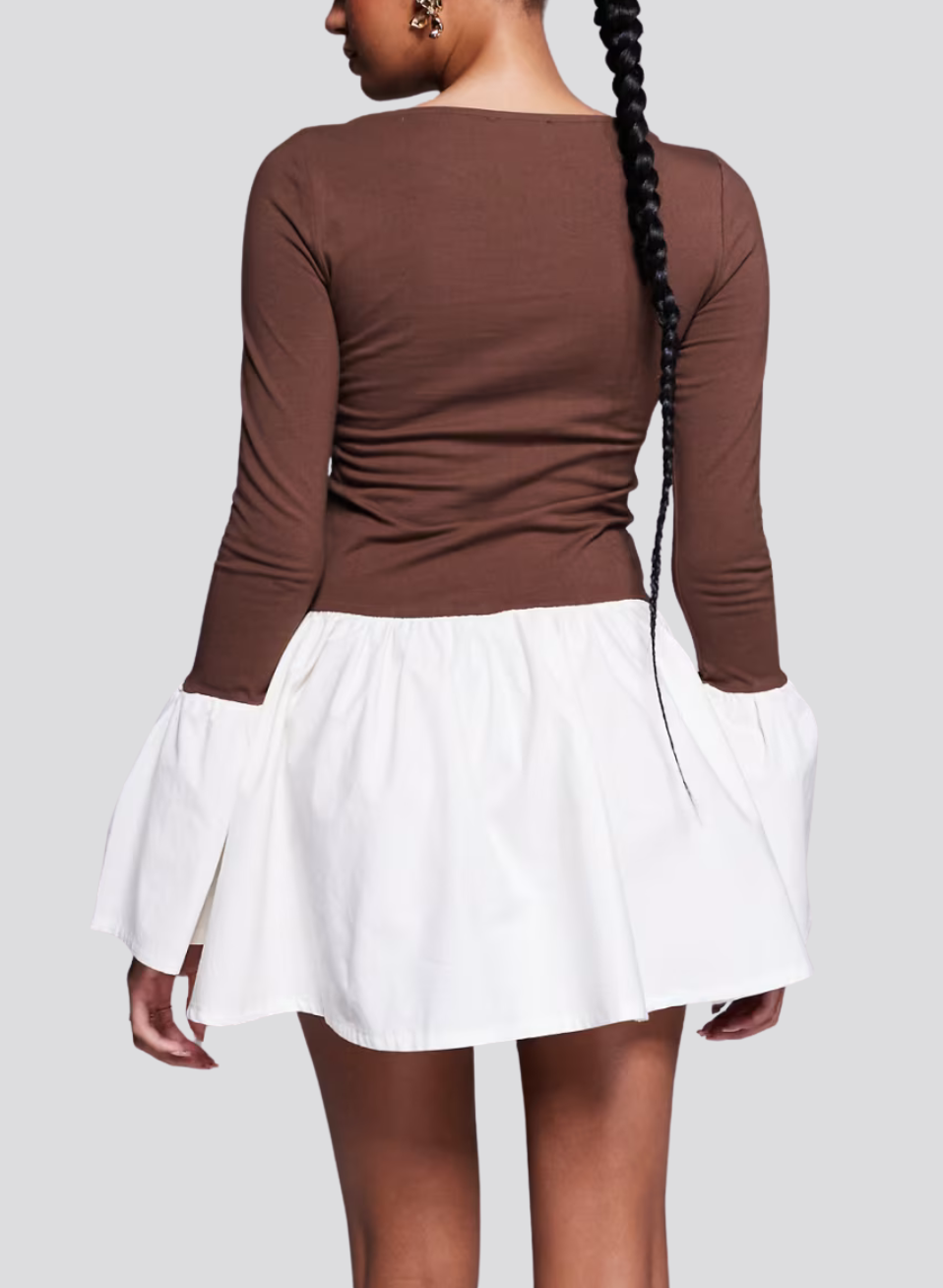 MINI-ROBE EN POPELINE À POIGNETS VOLANTÉS